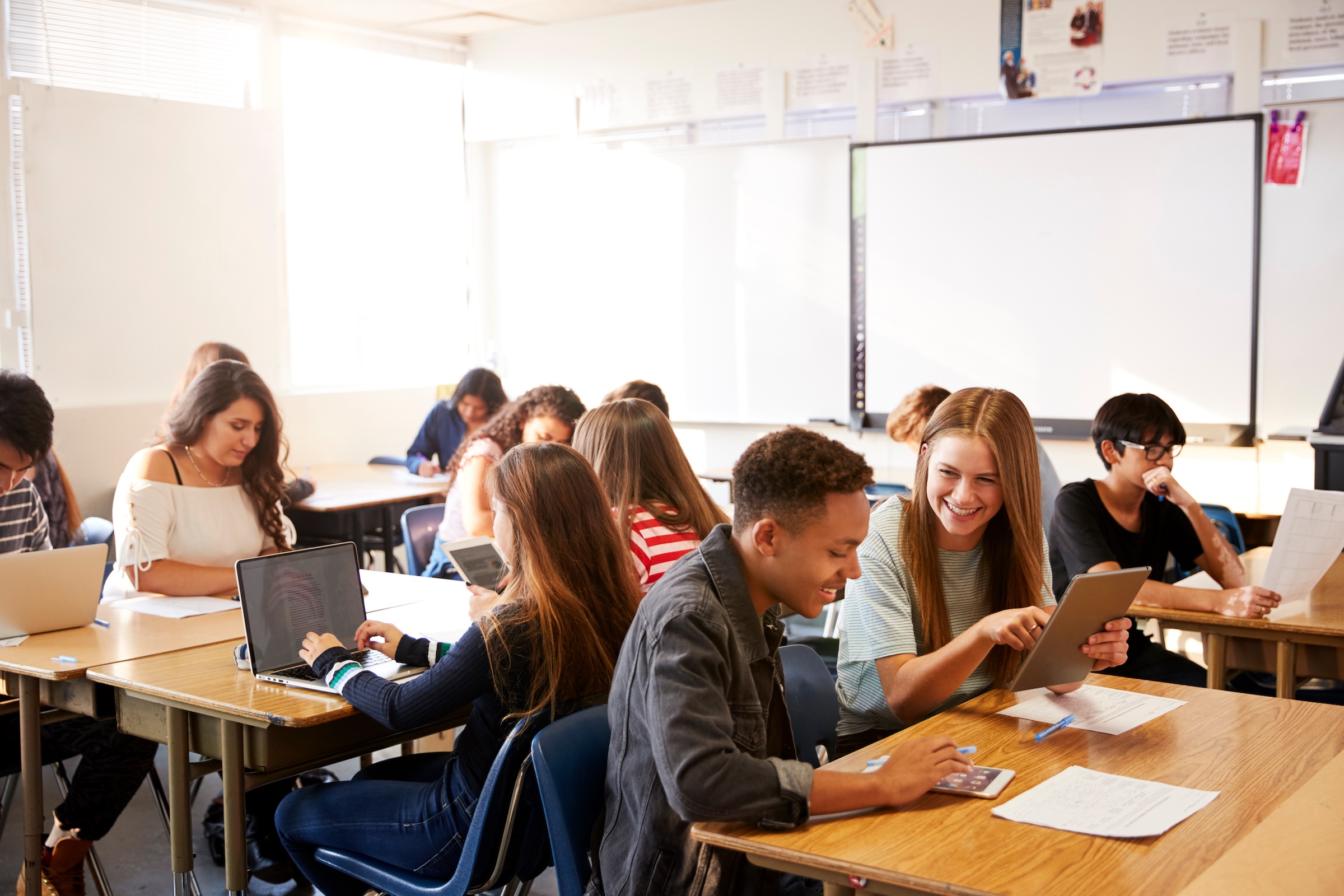 Charting New Paths: What AI-Enabled Transformation Looks Like in Four Early Adopter Districts – Center on Reinventing Public Education